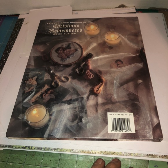 Angels Remembered Cross-Stitch Book - a leisure arts book- 1990s - gently used - Picture 3 of 12